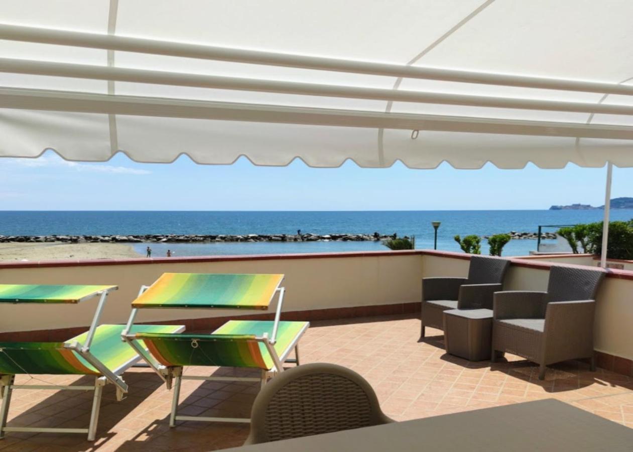 Apartamento Domus Hormiae Formia Exterior foto